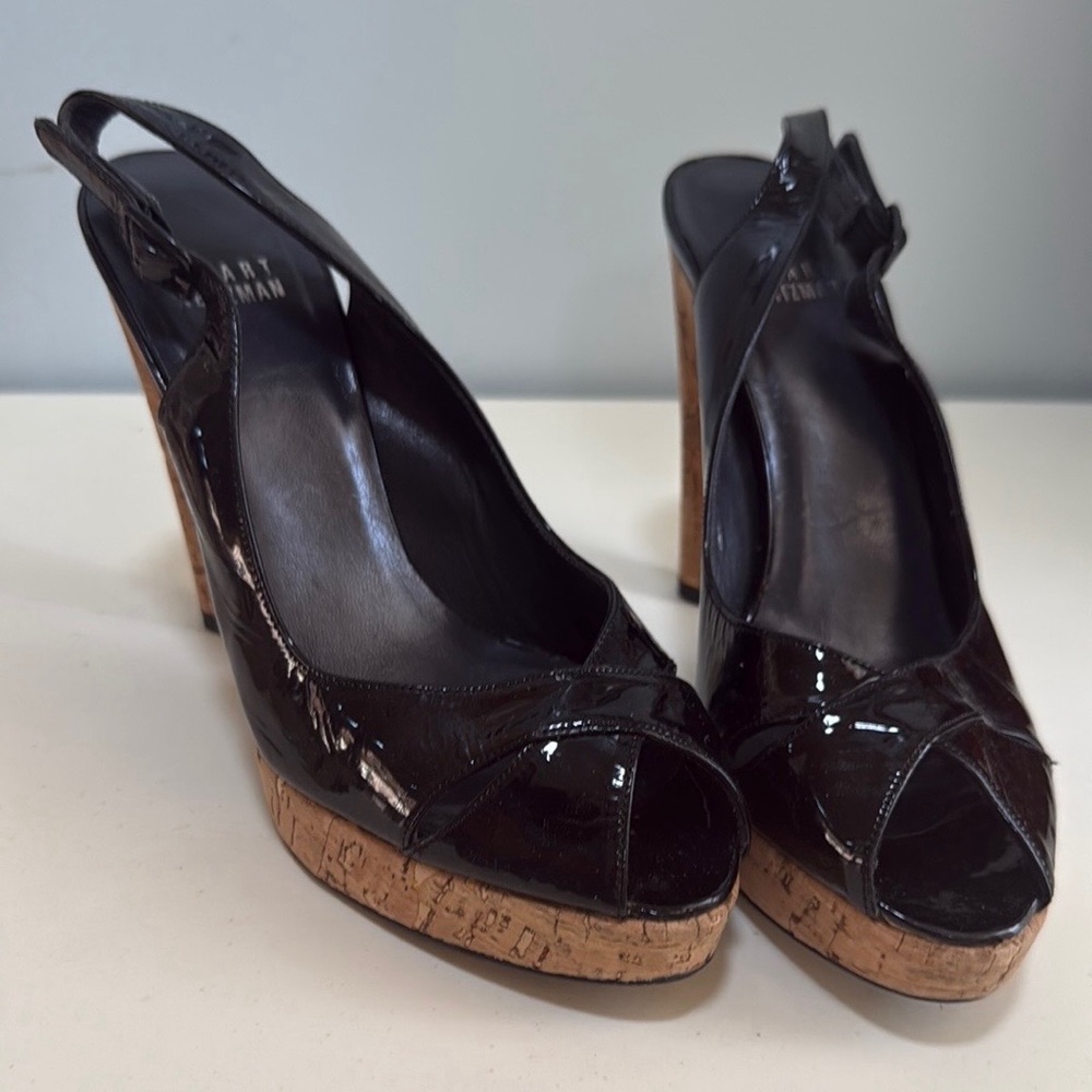 Stuart Weitzman Black Heels with Cork Platform
Pre-owned- like new